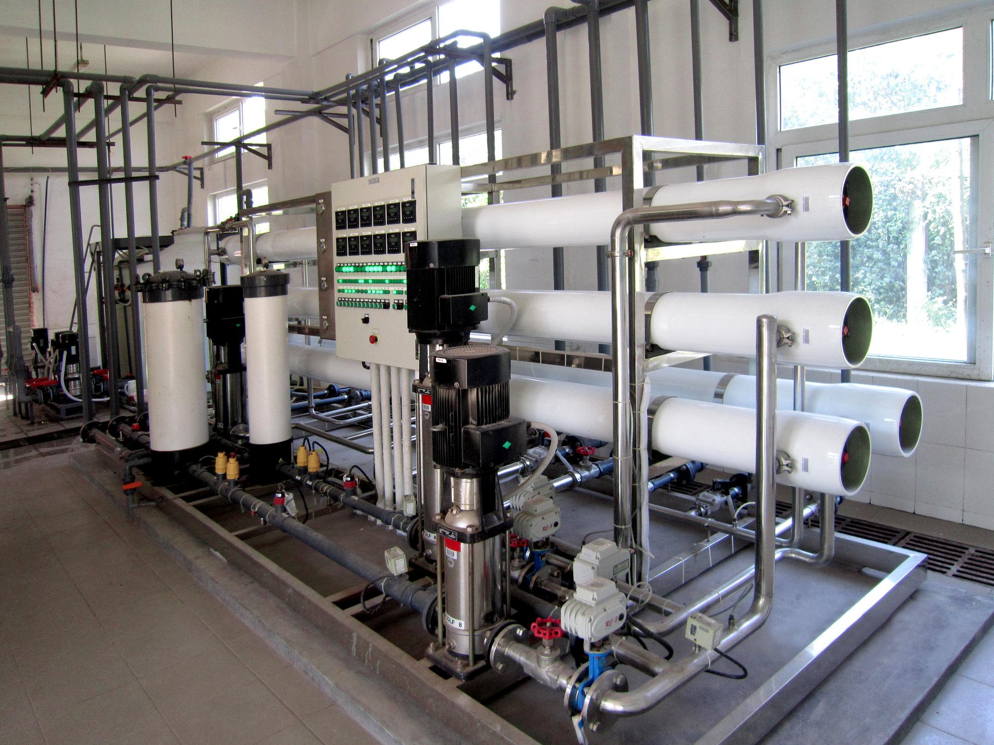 告别水质困扰，去离子水处理设备生产厂家的核心服务有哪些？